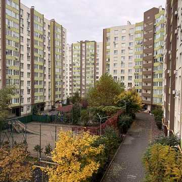 Здається 1-кімнатна квартира 48м2 вул.Шалімова 67В. в ЖК Софіївський квартал. Є резервне живлення на ліфт, воду, коридори