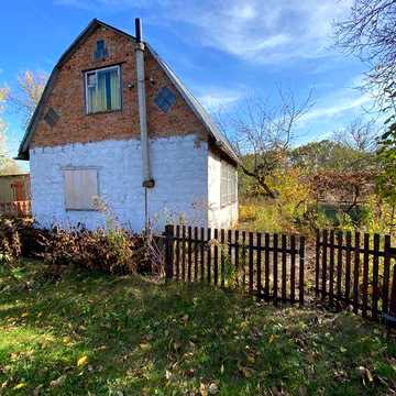 Продаж 3к.дачного будинку с.Жуки з опаленням 6км. від міста