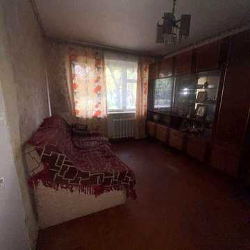 Продаж 3-кімнатної квартири біля Критого ринку — вул. Любомира Гузара