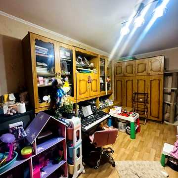Продаж 2к Квартира Юності проспект
