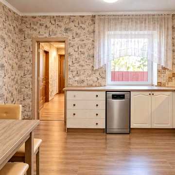 Продам частину будинку мікрорайон Шкільний