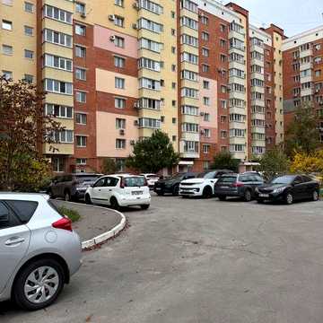 Продам двокімнатну квартиру