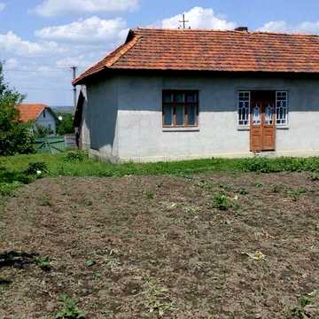 Нерухомість, цікаві і необхідні речі для життя , одяг