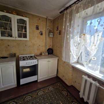 Продам 2 комн квартиру ул. Янтарная