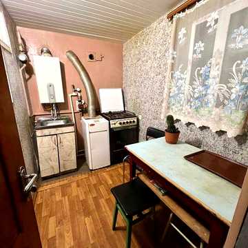 Оренда невеличкої однокімнатної квартири на один місяць термін!!