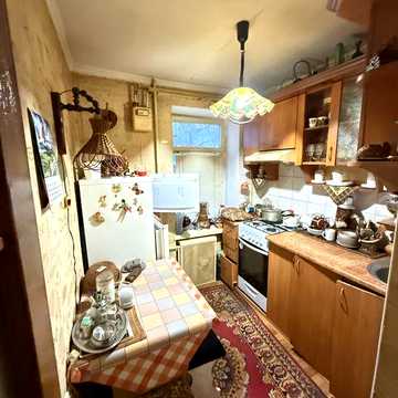 1кім вул. Відінська 25кв.м