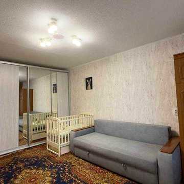 Без комісії, оренда 2-х ком, Ревуцького 13, метро Харківська, Дарницький район