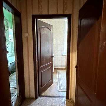 Трикімнатна СТАЛІНКА в центрі + гараж!