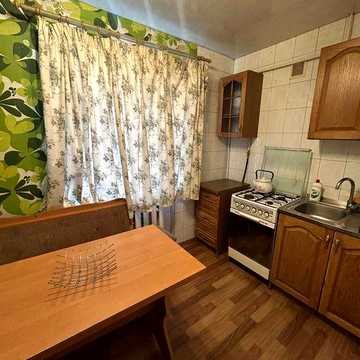 Сдам 1к.квартиру на ж/м Сокол-1.