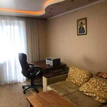 Здам двух Кімнатну Квартиру по вул Матвійчука