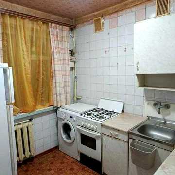 2-кв на Новых Домах ТЦ Класс, Коммунальный рынок.