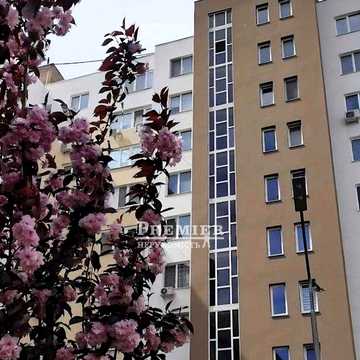 Продам квартиру в новому зданому будинку на Сахарова