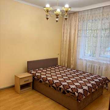 Здам  4-ох кімнатну квартиру з автономним опаленням на Піщаному масиві
