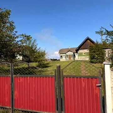 Продається будинок на березі ріки Дністер.Ідеальний варіант  для сім'ї,яка шукає затишок неподалік від міста