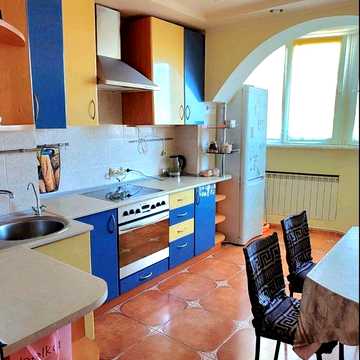 Сдам Королёва 83/1 Таврия 1но комнатную квартиру