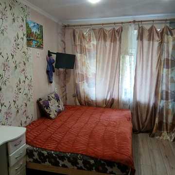 Сдаю 1 к/к ул.Металлургов/в Корабельном р-не