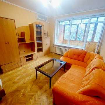 Сдам 1-но комн.квартиру по ул.В.Тютюнника 22-26, центр, М.Палац Украина
