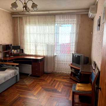Продам 1 кв. Воронежская  ( Староднипровская)