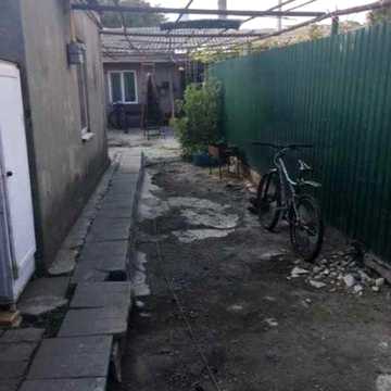 Продам часть дома на Большивике