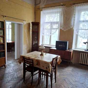 Сдам 2комн квартиру в центре  Пассаж