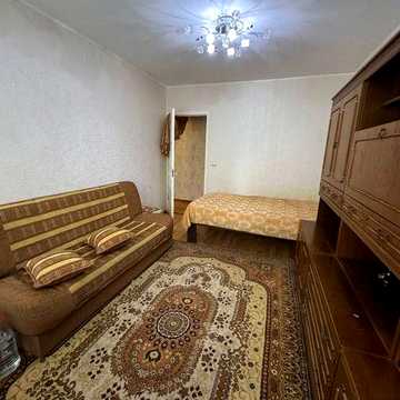 Сдам 2х комнатную  на Черёмушках ул Радостная с гаражем