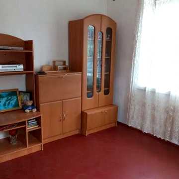 Продаж 3к Дім Хутірська