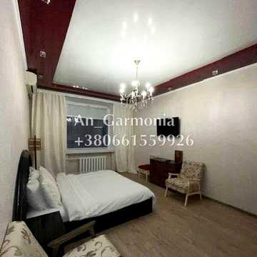 2-к Центр, Березовый сквер