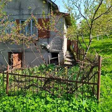 Продається дача на лівому березі бурштинського водосховища
