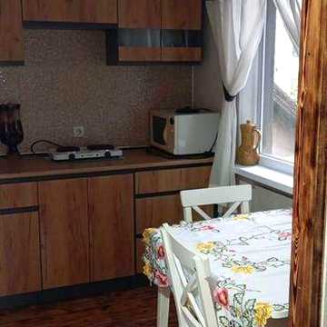 Сдам 2-х кімнатну у приватному секторі.