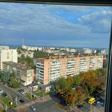 Сдаеться двух яросная квартира по ул Шевченко-Черновола 352. Квартира с очень красивым видом.
