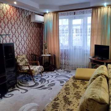 Здається 2 -х кімнатна квартира по вул.  Лермонтова
