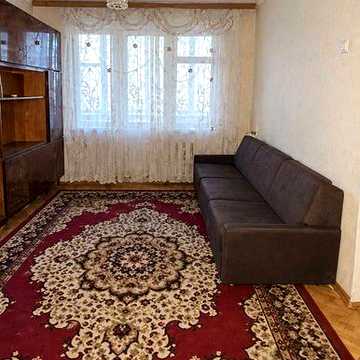 •• Світла 3-кімнатна квартира по вул. Симиренка, 19