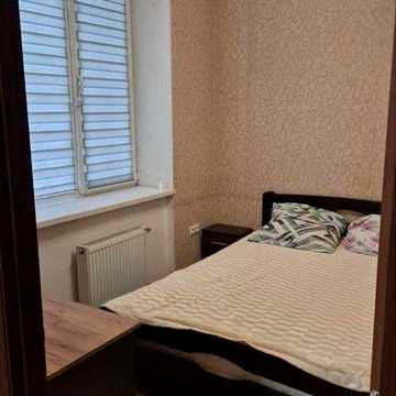 Сдам  двухкомнатную квартиру   Грушевского (собственник)