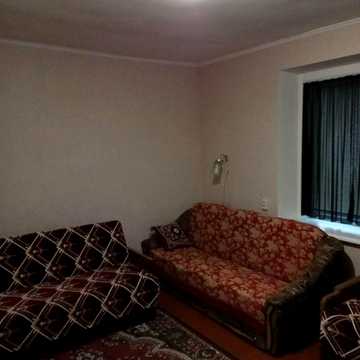 Здається 1-к Грушевсьеого центр