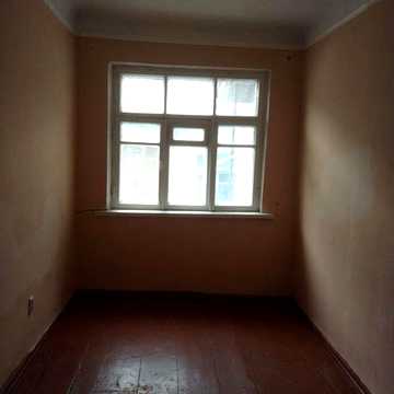 Продам частину будинку під житло або бізнес у Звенигородці