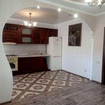 Оренда 1.5 кімнатної квартири Мазура, Виставка, Новобудова,  якісний ремонт, є все необхідне для проживання ціна 18000+комунальні