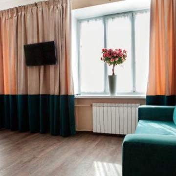 Двухместный номер делюкс с диваном в отеле Live Here