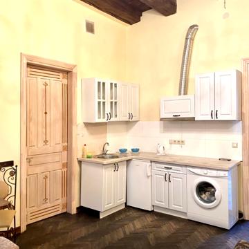 Аутентичные апартаменты в центре Львова