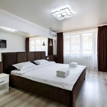 Avangard DeLuxe Apartment