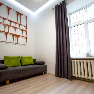 Kyiv 2 rooms white apartment