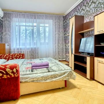 Квартира возле Выставочного центра