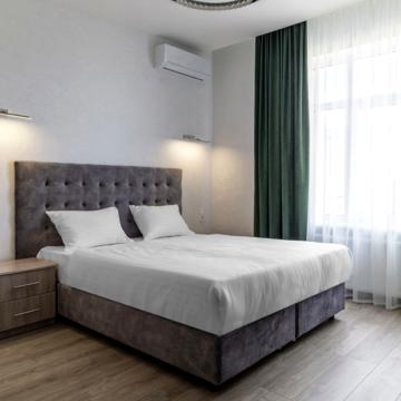 DeLuxe Silver Style