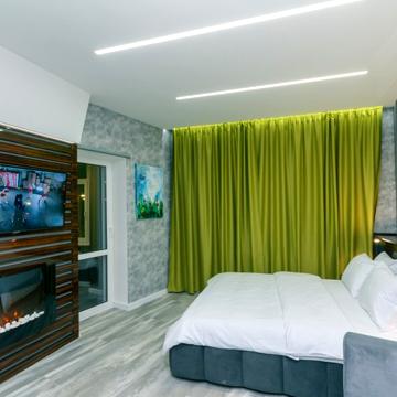 VIP студия с джакузи и камином