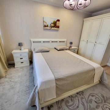 Luxury and cozy two-bedroom apartment on the left bank Kyiv