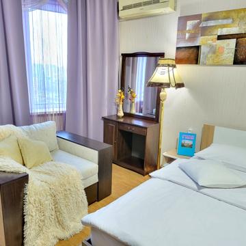 Comfort one-bedroom apt in classic style