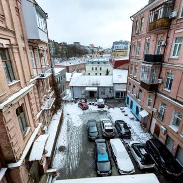 Квартира студио на Майдане