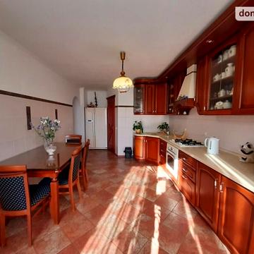 Продаж 3к Квартира Рєпіна вулиця