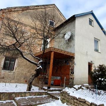 Терміново продам будинок + в подарунок дача