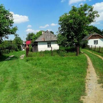 Продається терміново будинок.