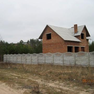 продам недостроенные дом и баню в городе Славутич
